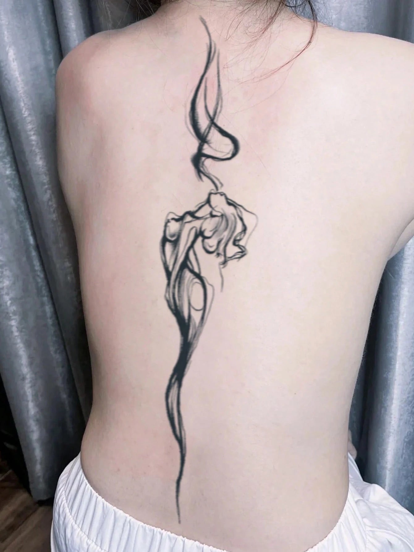 2Pcs Spine Fake Tattoo Temporary Tattoos Semi Permanent Tattoo Waterproof Sweatproof Last for 1-2 Weeks Realistic Herbal Juice Anti-Friction Non-Reflective Black for Woman and Men Tattoo Stickers for Arm, Chest, Leg, Abdomen, Waist, Finger, Neck, Spine, Modernist Body Art